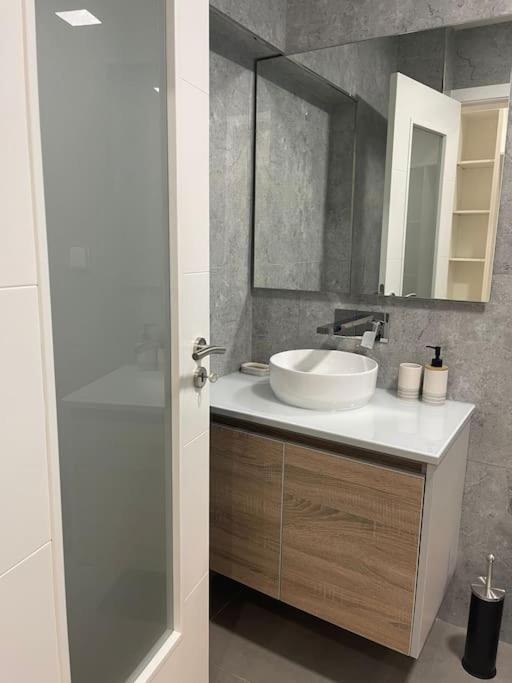 Lovely 2 Bedroom Apartment In South Lisbon Barreiro  Εξωτερικό φωτογραφία